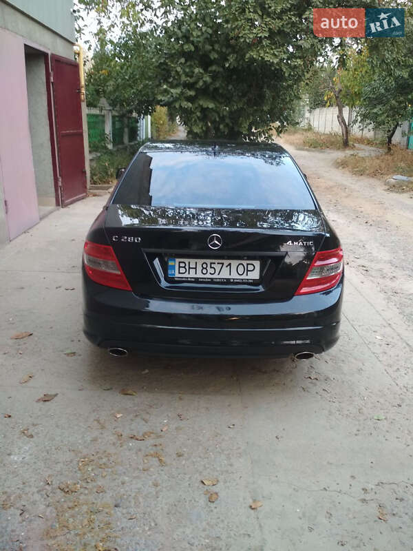 Седан Mercedes-Benz C-Class 2008 в Николаеве