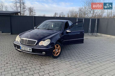 Седан Mercedes-Benz C-Class 2002 в 