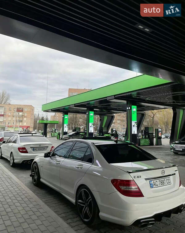 Седан Mercedes-Benz C-Class 2011 в Луцке