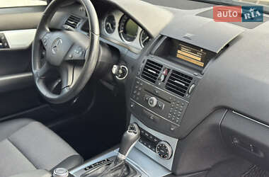 Седан Mercedes-Benz C-Class 2008 в 