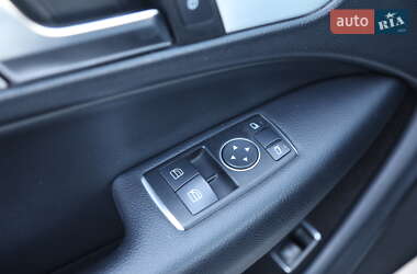 Купе Mercedes-Benz C-Class 2013 в 