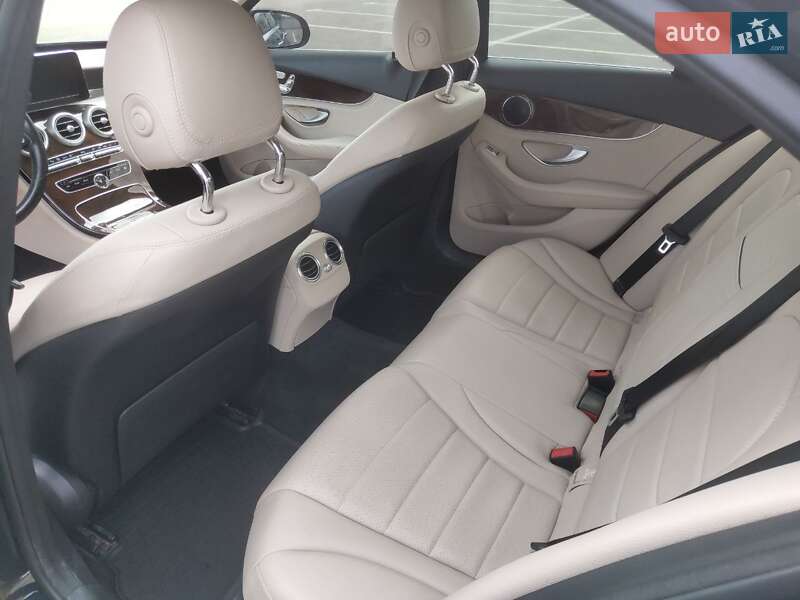 Седан Mercedes-Benz C-Class 2016 в Харькове