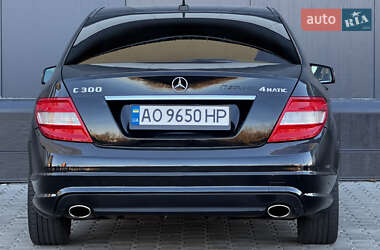 Седан Mercedes-Benz C-Class 2009 в 