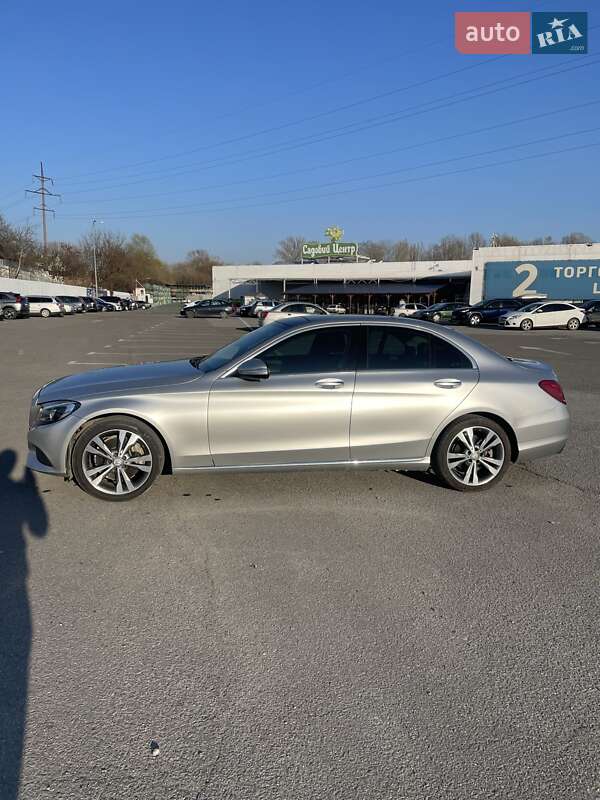Седан Mercedes-Benz C-Class 2015 в Ужгороде