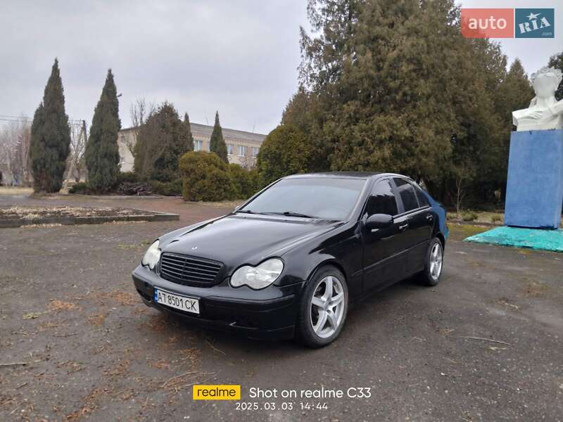 Mercedes-Benz C-Class