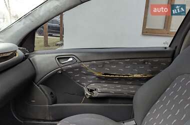 Купе Mercedes-Benz C-Class 2003 в 