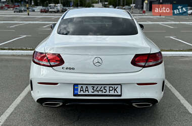 Купе Mercedes-Benz C-Class 2017 в 