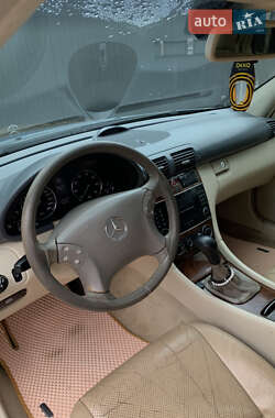 Седан Mercedes-Benz C-Class 2006 в 