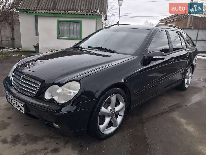 Универсал Mercedes-Benz C-Class 2003 в Староконстантинове