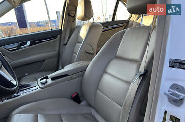 Седан Mercedes-Benz C-Class 2012 в 