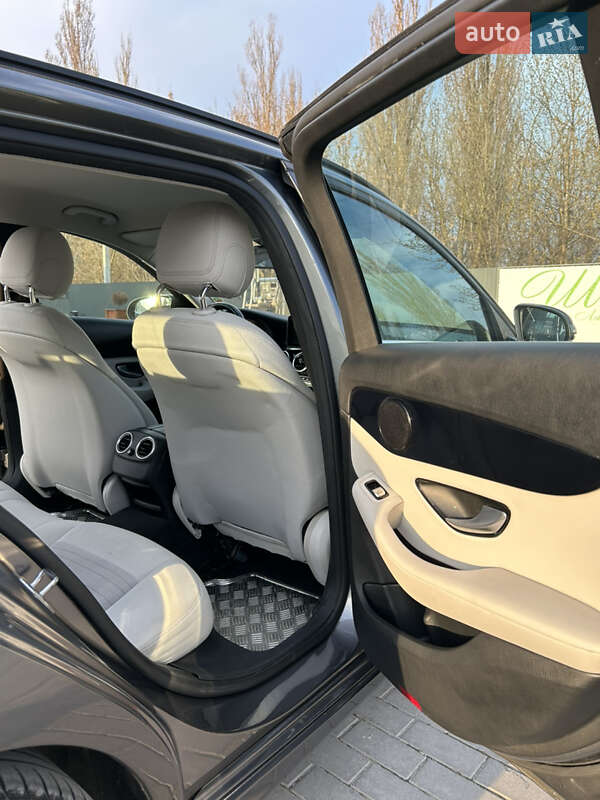 Універсал Mercedes-Benz C-Class 2016 в Кам'янець-Подільському