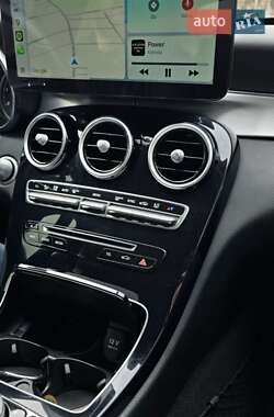 Седан Mercedes-Benz C-Class 2015 в 