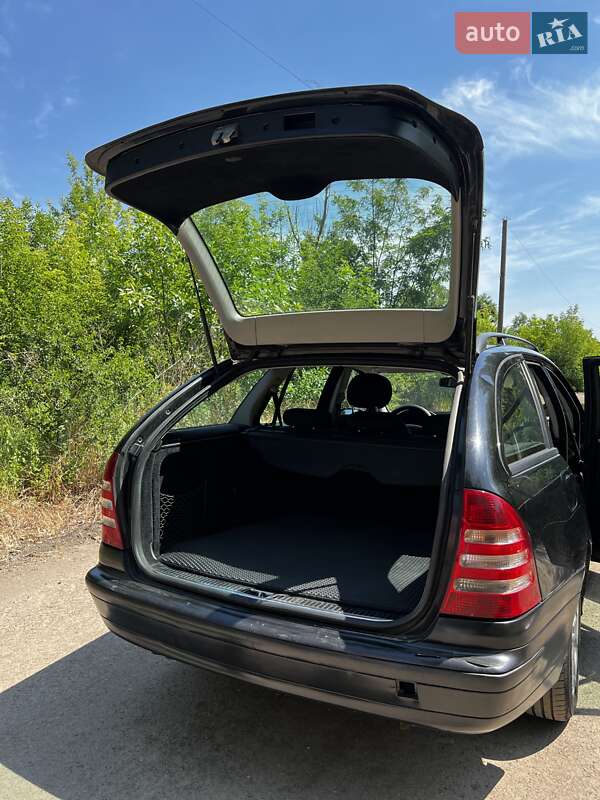 Универсал Mercedes-Benz C-Class 2006 в Первомайске