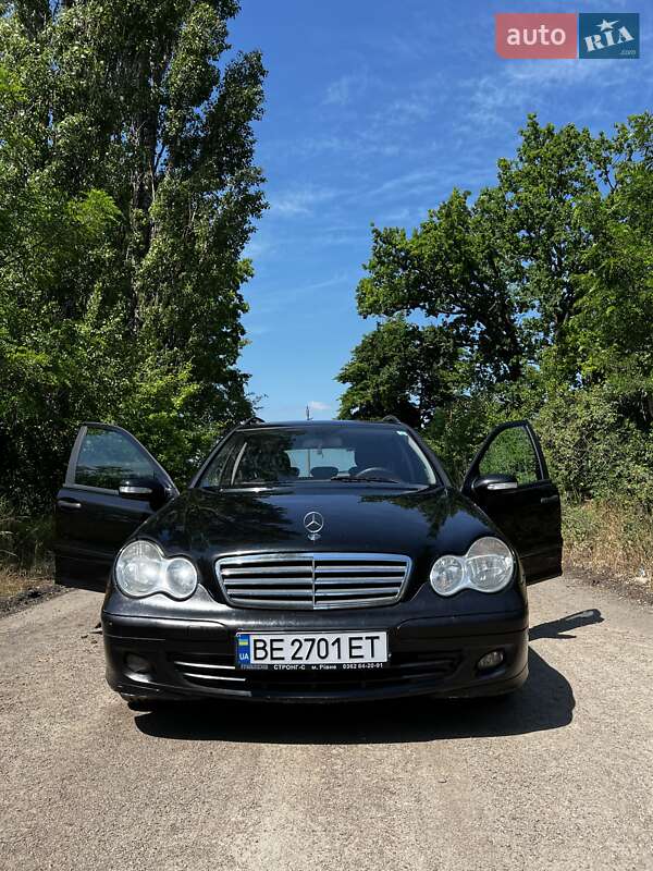 Универсал Mercedes-Benz C-Class 2006 в Первомайске