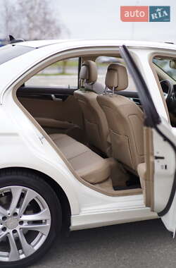 Седан Mercedes-Benz C-Class 2013 в 