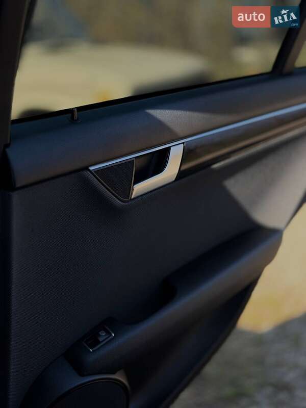 Универсал Mercedes-Benz C-Class 2014 в Виноградове