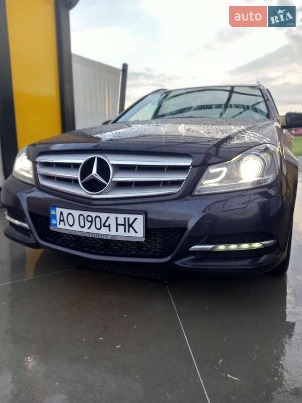 Универсал Mercedes-Benz C-Class 2014 в Виноградове
