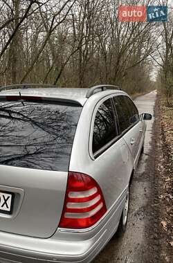 Универсал Mercedes-Benz C-Class 2001 в 