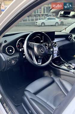 Седан Mercedes-Benz C-Class 2017 в 