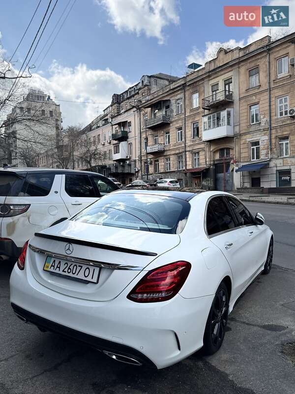 Седан Mercedes-Benz C-Class 2017 в Одессе
