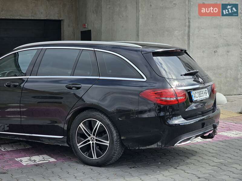Універсал Mercedes-Benz C-Class 2019 в Львові