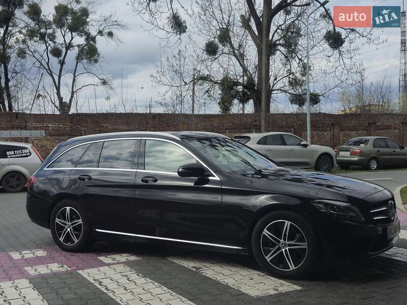 Універсал Mercedes-Benz C-Class 2019 в Львові
