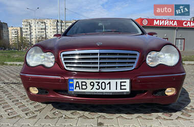 Седан Mercedes-Benz C-Class 2002 в 