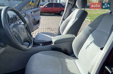 Седан Mercedes-Benz C-Class 2002 в 