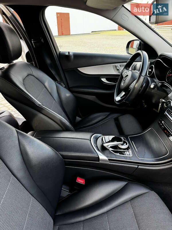 Седан Mercedes-Benz C-Class 2016 в Львові