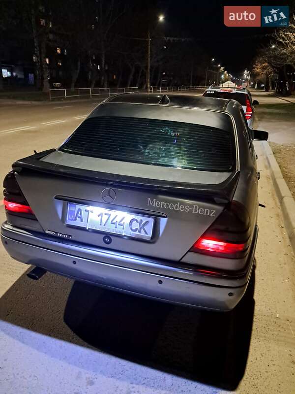 Седан Mercedes-Benz C-Class 1995 в Калуше
