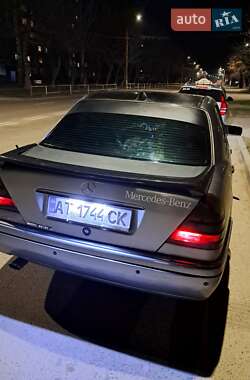 Седан Mercedes-Benz C-Class 1995 в 