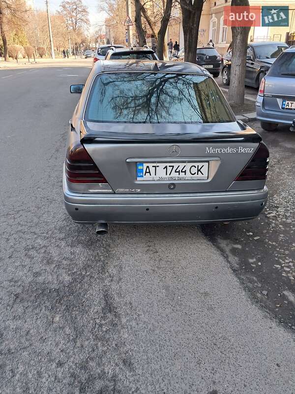 Седан Mercedes-Benz C-Class 1995 в Калуше