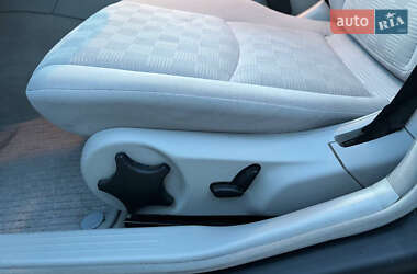 Седан Mercedes-Benz C-Class 2005 в 
