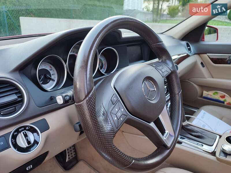 Седан Mercedes-Benz C-Class 2013 в Черкассах фото 12 Седан Mercedes-Benz C-Class 2013 в Черкассах