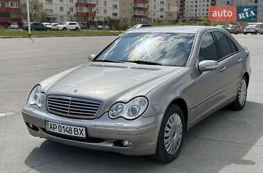 Седан Mercedes-Benz C-Class 2004 в 