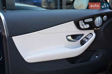 Купе Mercedes-Benz C-Class 2020 в 