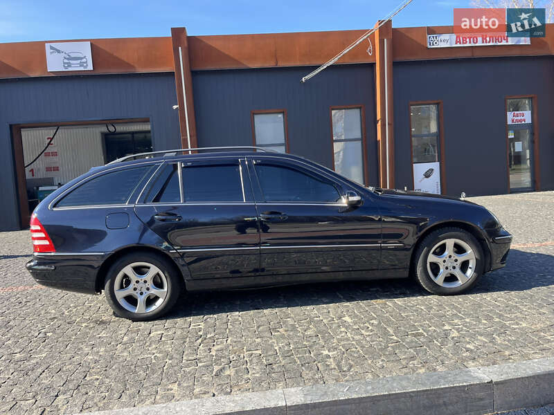 Универсал Mercedes-Benz C-Class 2007 в Чернигове