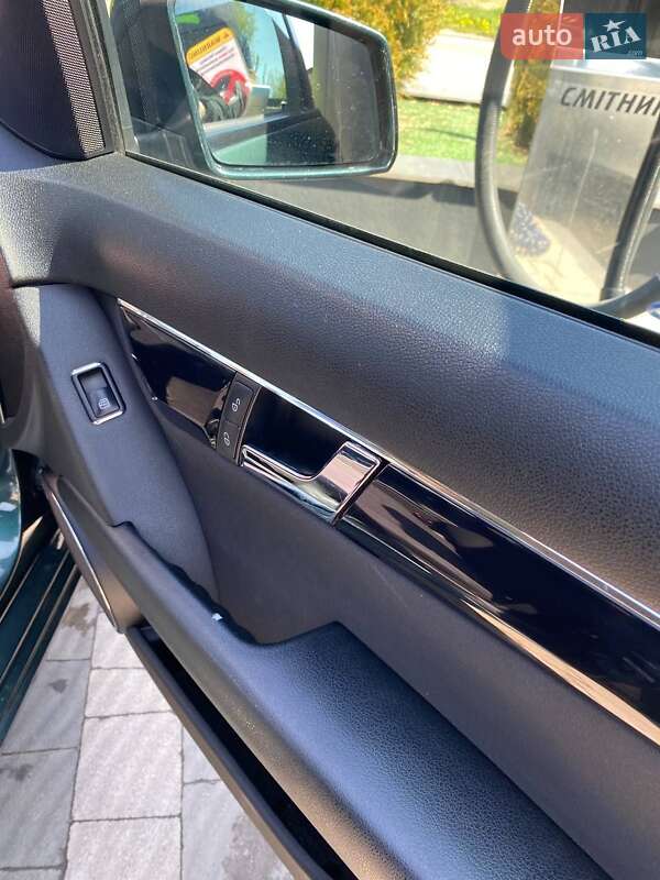 Универсал Mercedes-Benz C-Class 2010 в Ужгороде