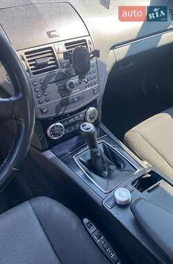 Универсал Mercedes-Benz C-Class 2010 в 