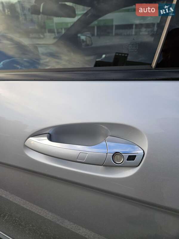 Купе Mercedes-Benz C-Class 2013 в Києві