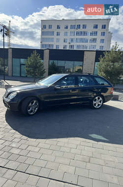 Універсал Mercedes-Benz C-Class 2004 в 