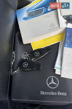 Універсал Mercedes-Benz C-Class 2004 в 