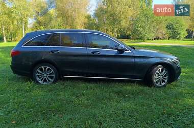 Універсал Mercedes-Benz C-Class 2015 в 