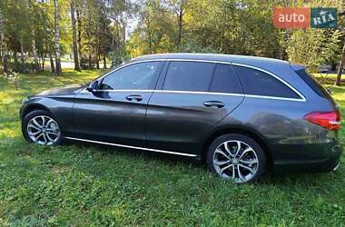 Універсал Mercedes-Benz C-Class 2015 в 