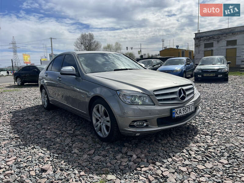 Седан Mercedes-Benz C-Class 2008 в Киеве