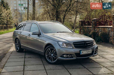 Универсал Mercedes-Benz C-Class 2013 в Калуше