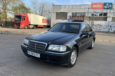 Седан Mercedes-Benz C-Class 1999 в 