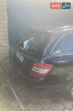 Универсал Mercedes-Benz C-Class 2010 в 