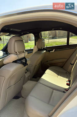 Седан Mercedes-Benz C-Class 2013 в 