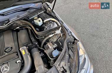 Купе Mercedes-Benz C-Class 2011 в 